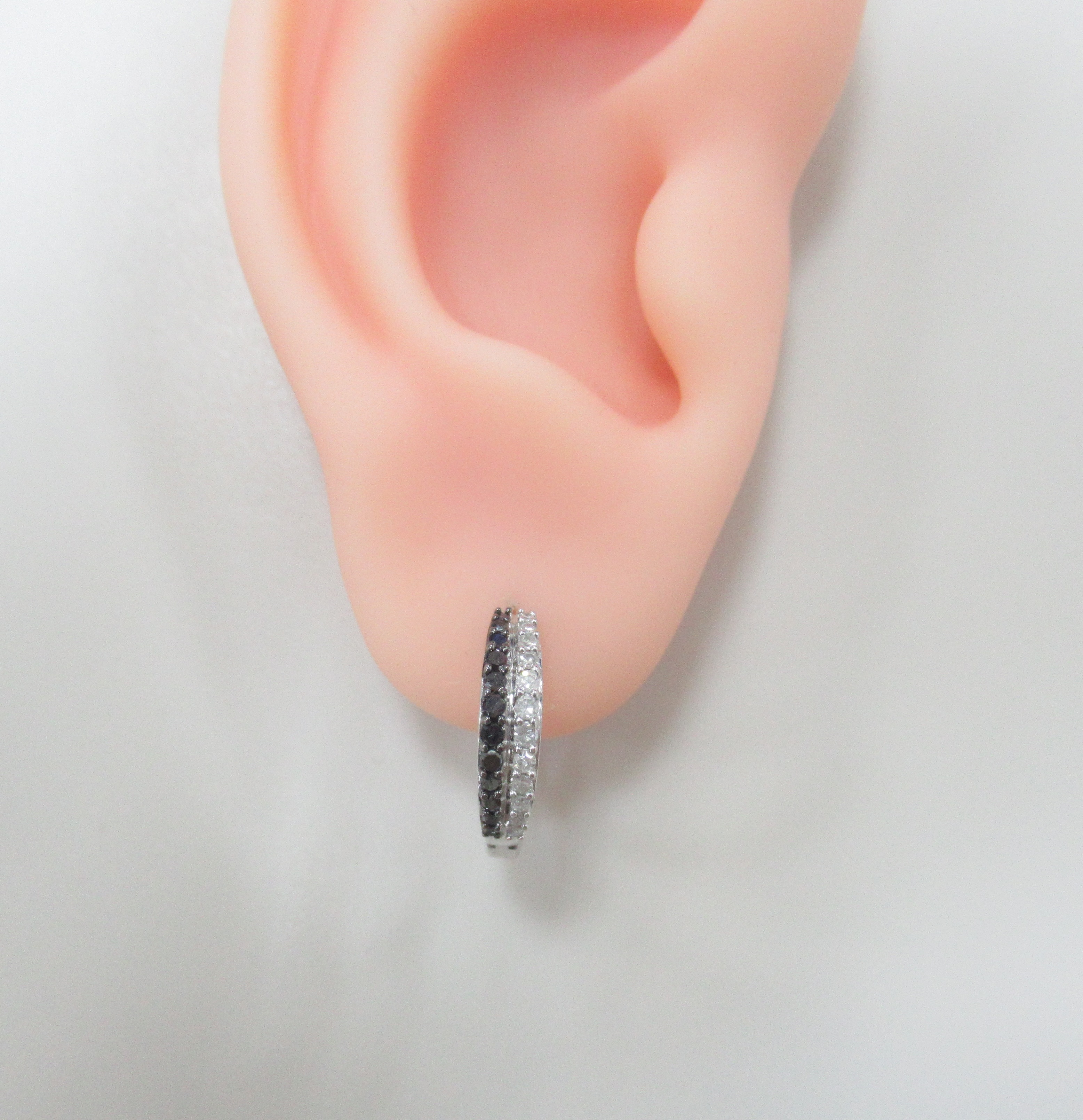 Серебряные серьги-конго с бриллиантами